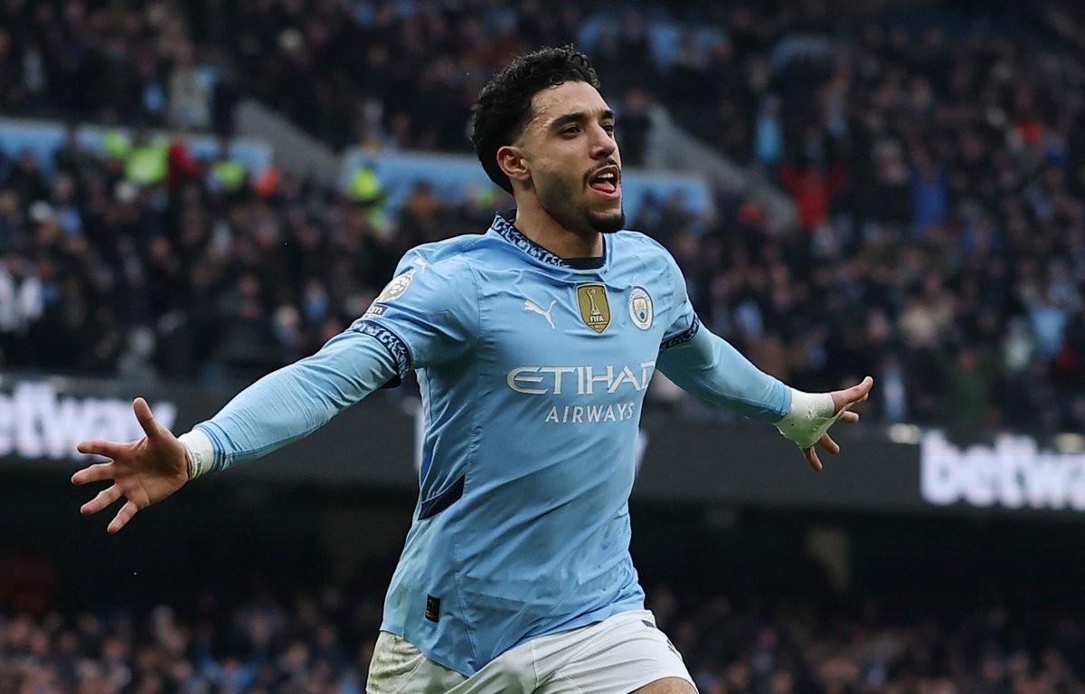 开云体育APP下载-罗马诺：马尔穆什不打算离开曼城，真正可能冬窗离队的是鲍勃