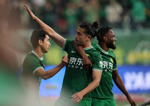 kaiyun-【中超】王子铭单刀被扑张玉宁染红 国安0比0浙江