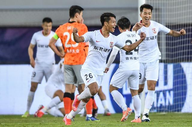 kaiyun-【中超】孙捷头球破门 长春亚泰1比0深圳队锁定前四